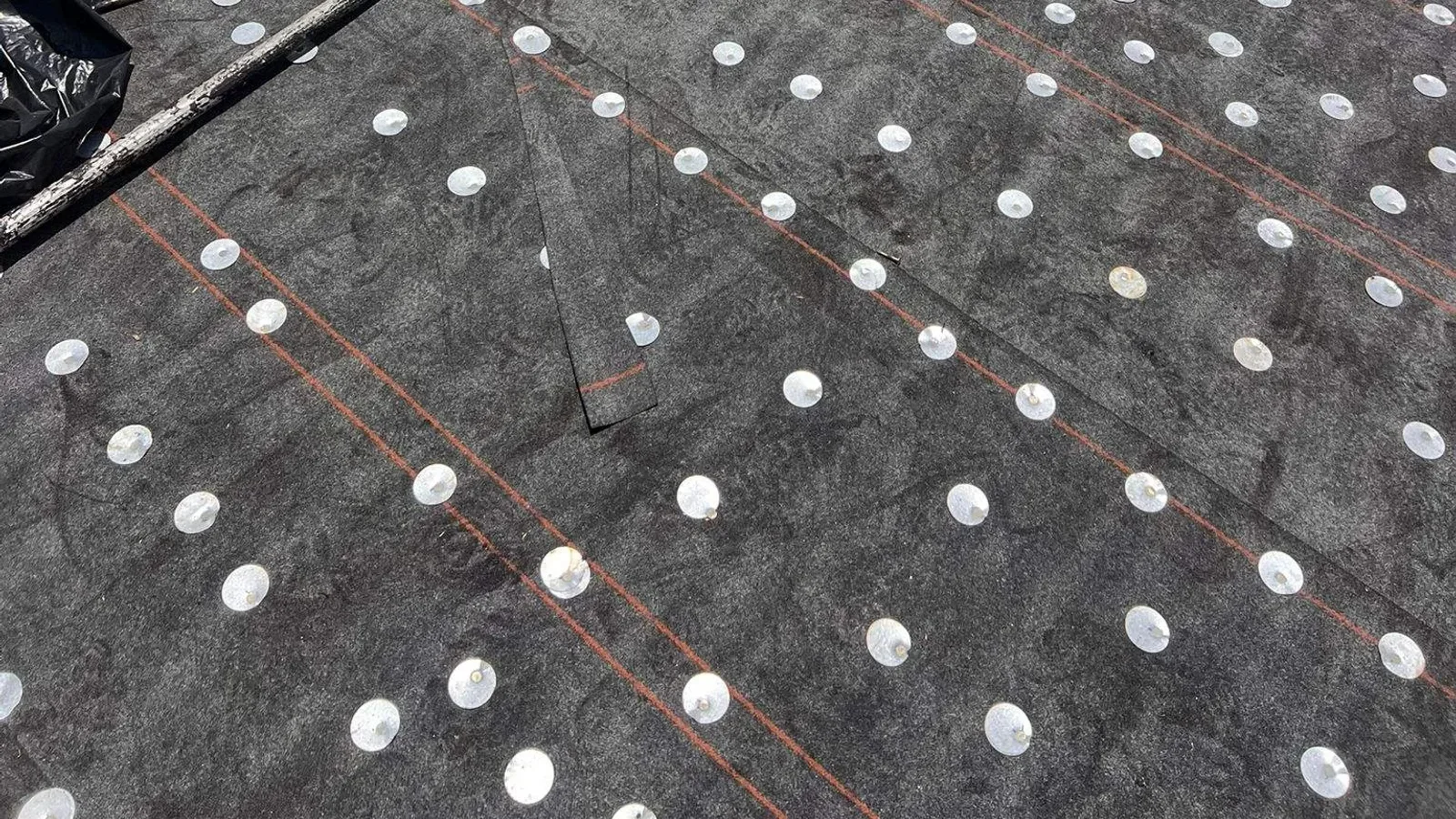 Flat Roof Repair Hollywood FL: Pooling Water & Drainage